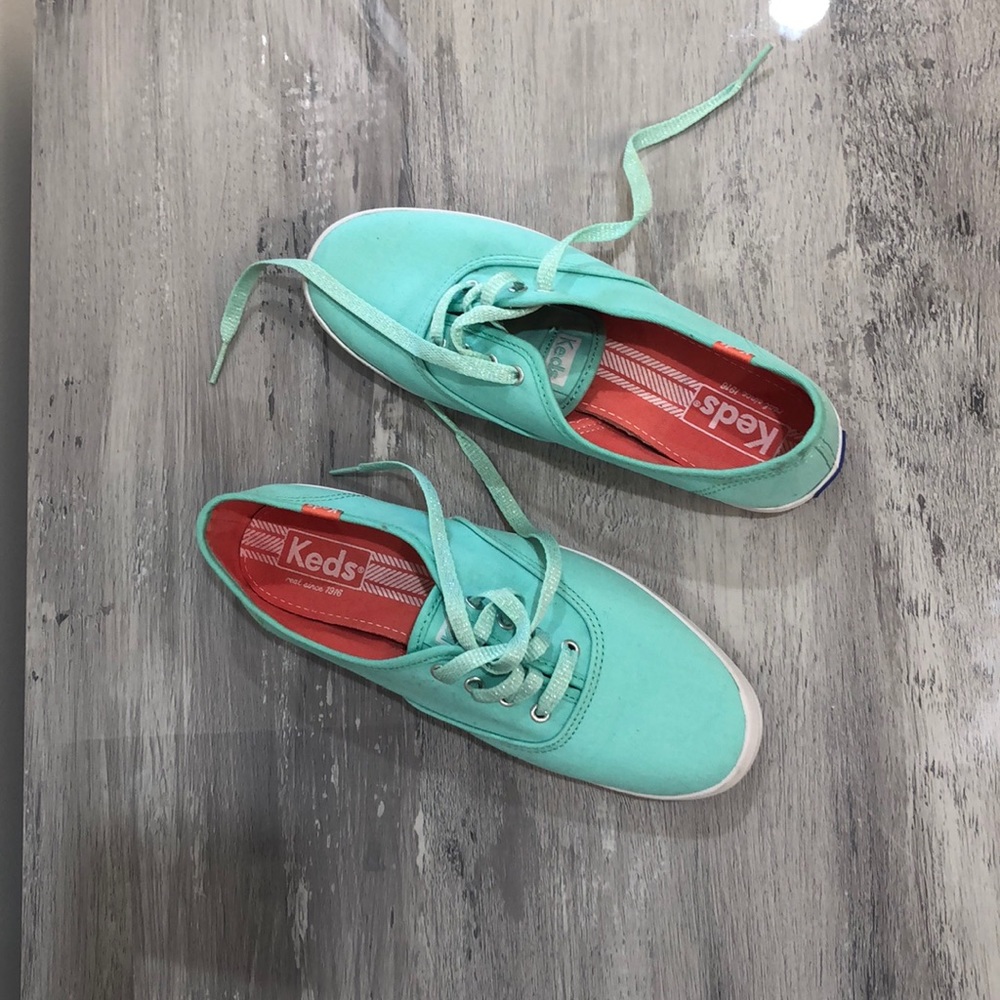KEDS Sneakers👟